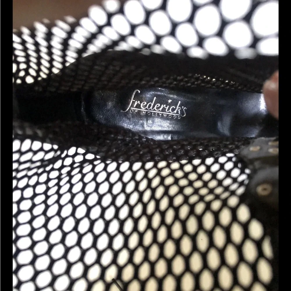 NEW platform stiletto fishnet Studded 8 Y2K boot lace up Fredricks of Hollywood